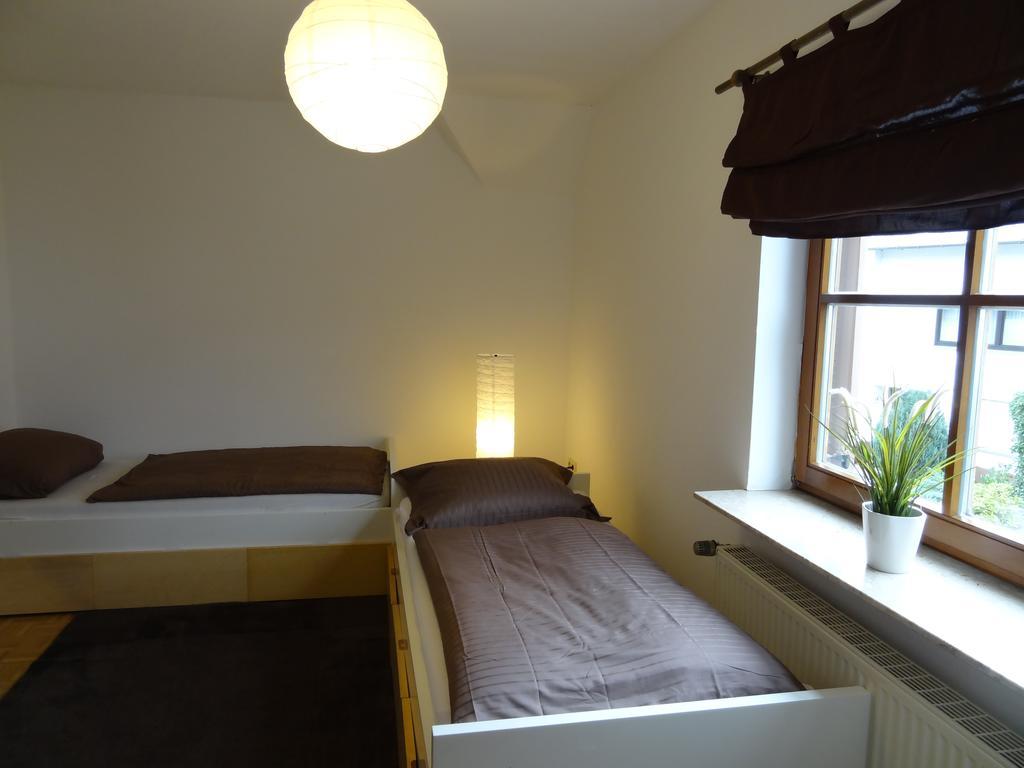 Ferienhaus van Vliet Morbach Zimmer foto